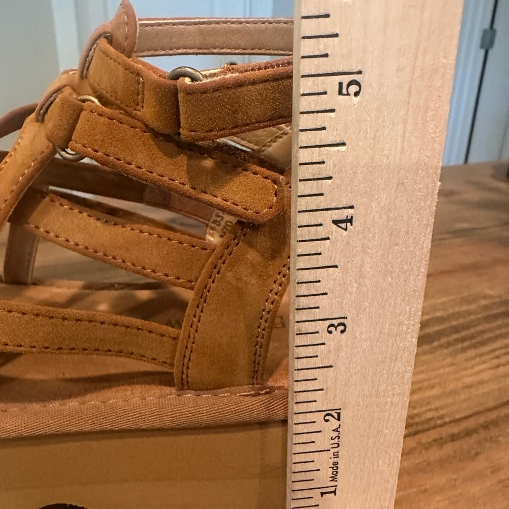 BearPaw Women's Prominence Brown Strappy Sandals Comfort Shoe Neutral Sz 7 - Picture 8 of 12